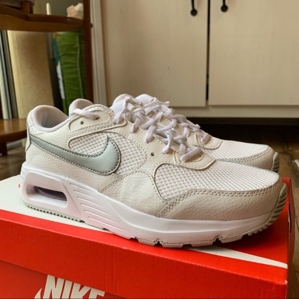 Women's Nike Air Max SC Sneakers White/sliver grey size 7